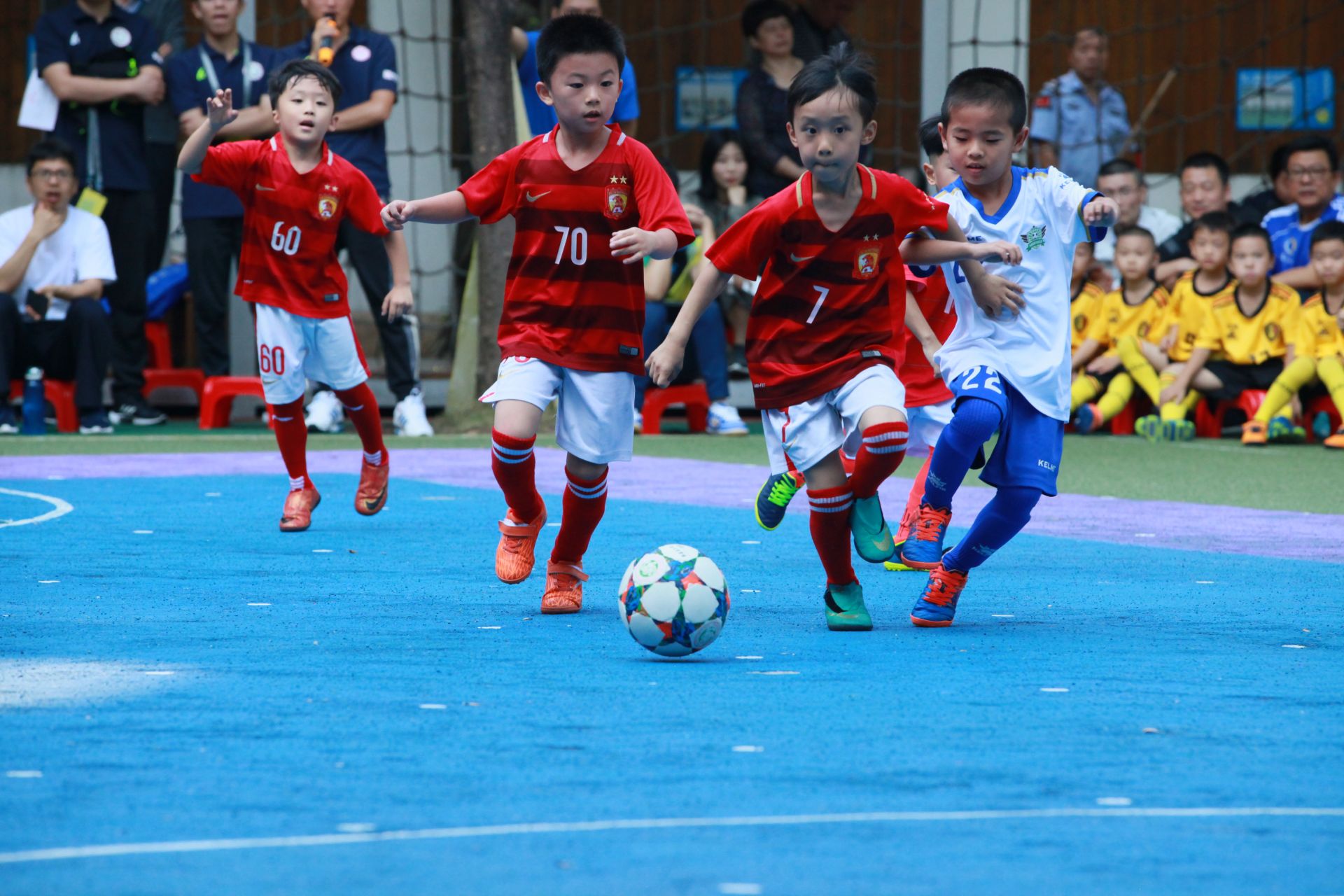 铜梁龙李镇全谈冲超：有这么多人支持我们，为什么不能冲超？