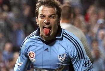 官方：阿森纳签下16岁金特罗兄弟，两人于2027年正式加盟