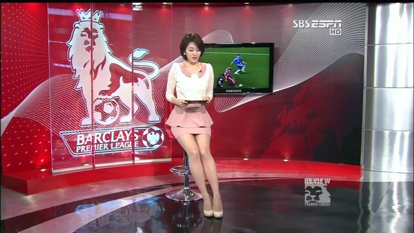 横看成岭侧成峰，乔治娜晒出差照秀出傲人身材