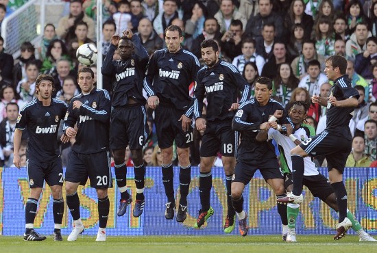 美记：莫兰特现在的状态很好，他正在努力走向正轨